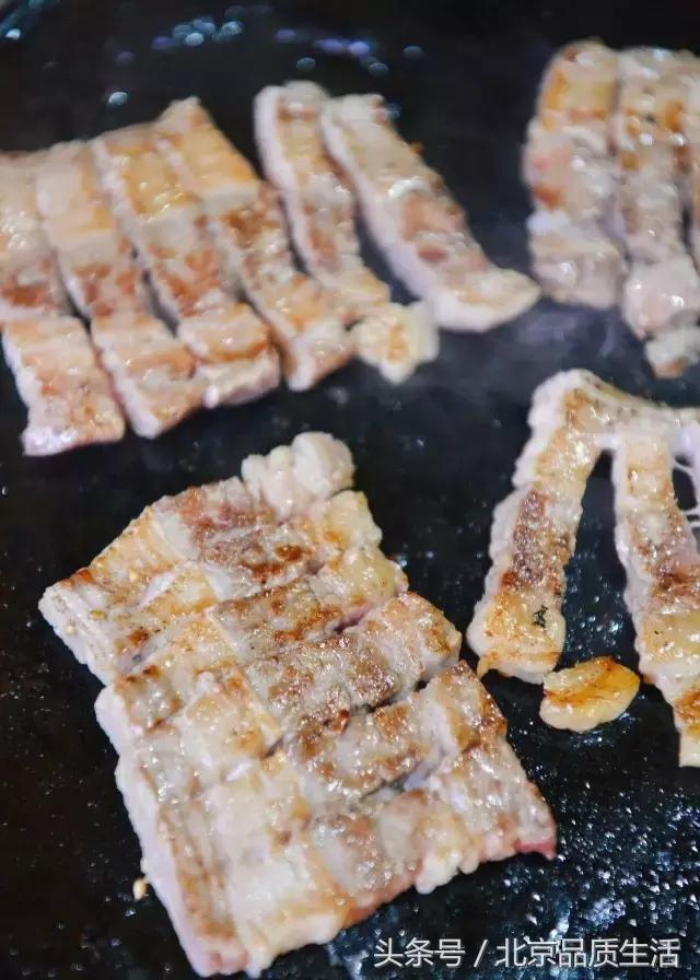 火爆南锣的食肉兽小馆搬到三里屯啦！排到天荒地老也要吃到！