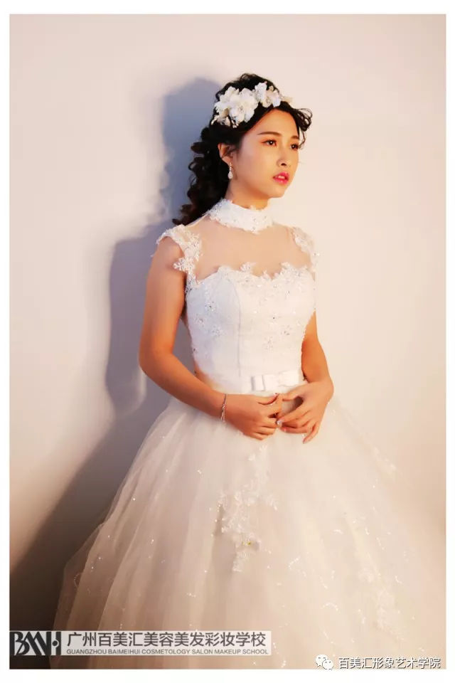 欧式时尚party妆,一般用于晚宴妆影视妆舞台妆