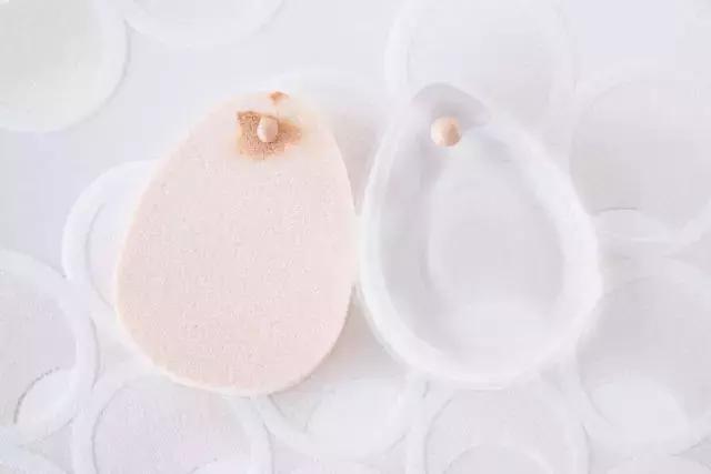 脸上有绒毛浮粉应该怎么办,脸上擦粉老是有浮粉怎么办