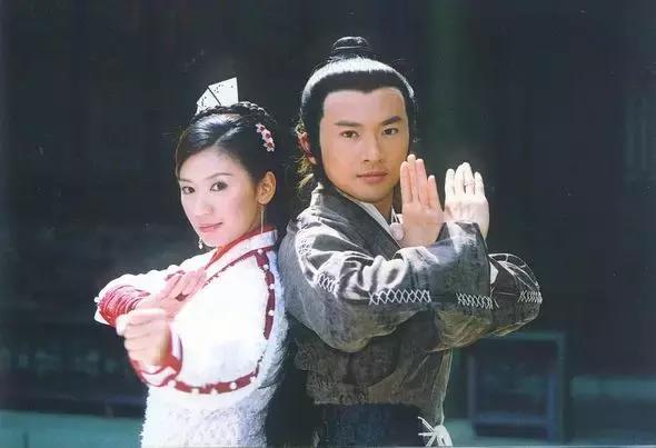 你若不懂情与爱，愿君读金庸武侠！