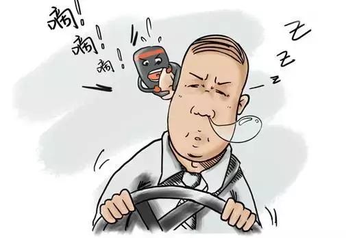 冷漠的送餐员、奇葩的醉驾、疯狂闯关者2017青岛十大奇葩司机