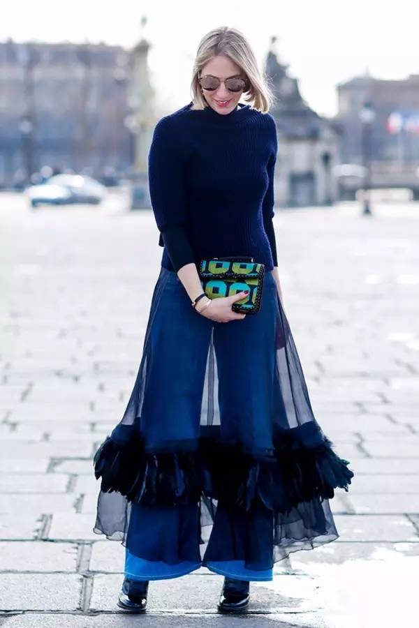 想做个时髦精你选对t恤了吗,秋冬怎么穿裙子好看又不冷