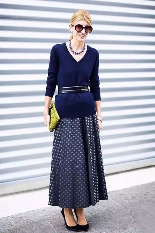 想做个时髦精你选对t恤了吗,秋冬怎么穿裙子好看又不冷