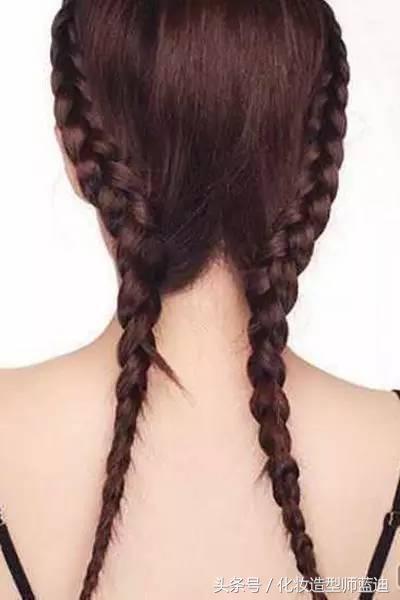 发型这样扎更是高级时尚了,气质款发型扎出去回头率百分百