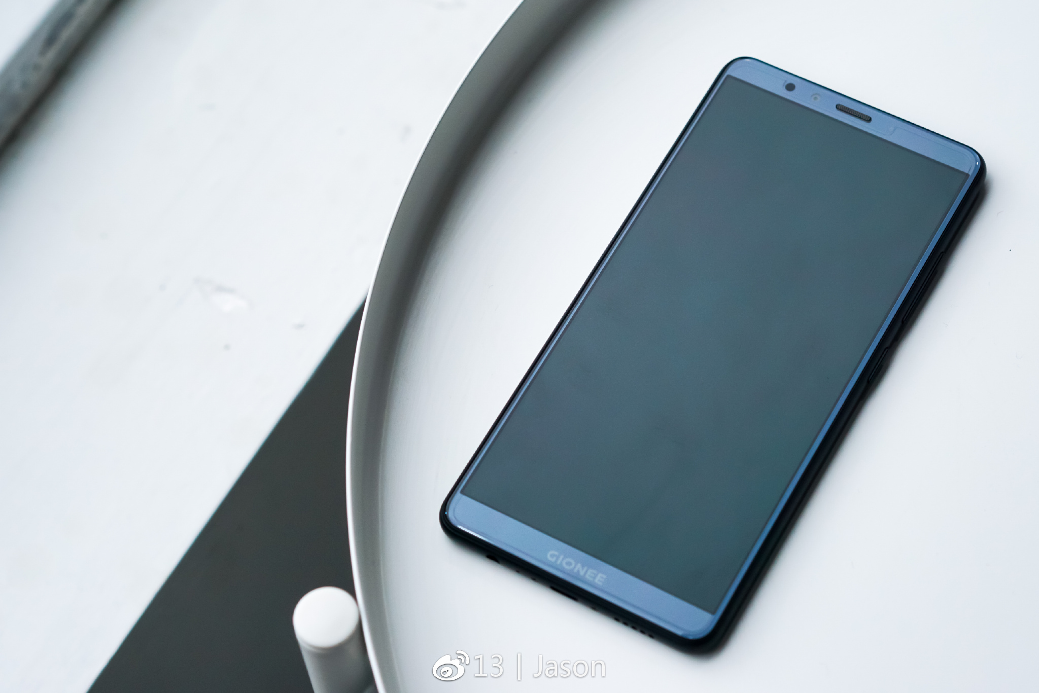 金立m7全面屏手机评测,金立m7安全双芯片超清全面屏