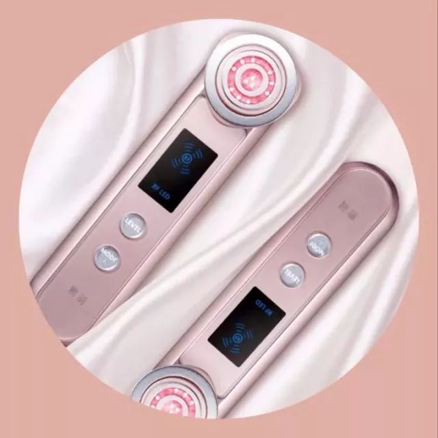 圣诞节适合给女友送什么礼物,圣诞节送女友什么礼物不花钱好