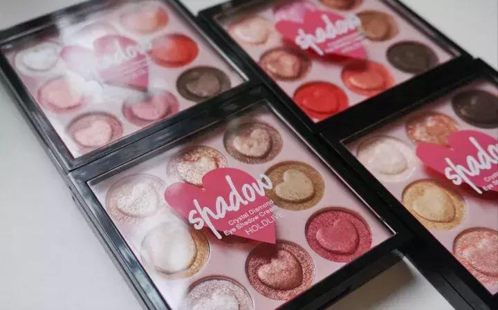 怎么用九种颜色画出好看的眼影,怎样用廉价眼影画出好看的眼影