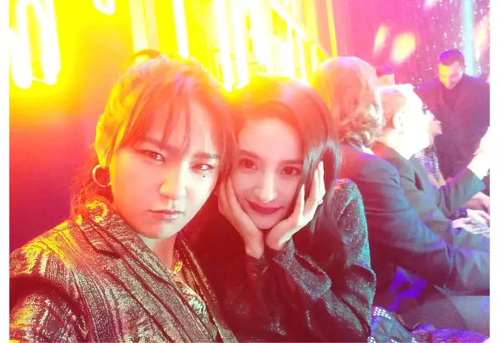 带货女王杨幂不愧是时尚的代言词 (杨幂带货女王流量一姐)