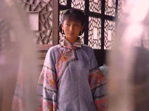 陷“三级片”风波、当过雅妓的“横店女王”为何不火？