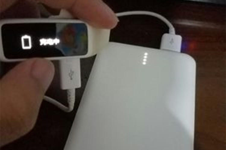 南孚充电宝10000毫安是快充吗,南孚智造充电宝