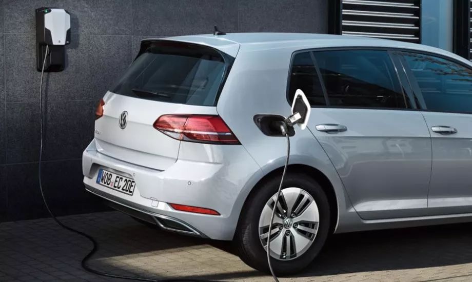 2021款高尔夫怎么挂停车挡,大众高尔夫自动挡豪华型驾驶方法