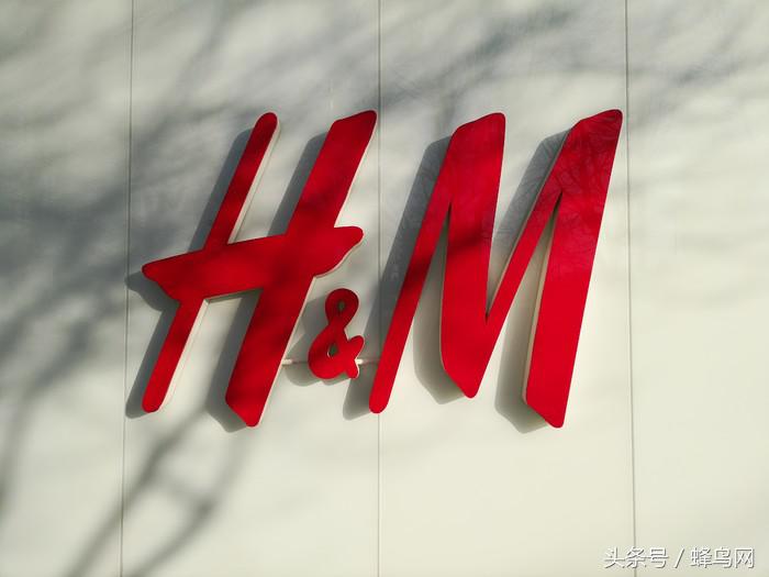 全面屏荣耀畅玩7x有几种颜色,荣耀畅玩7x全网通版翻页图