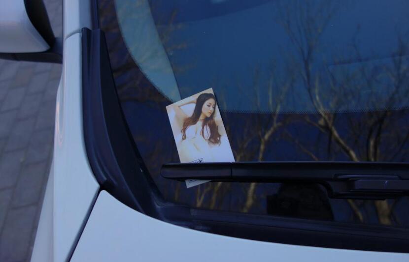 圣诞节热恋生活日记,开着轩逸陪女朋友搜集北京的圣诞树