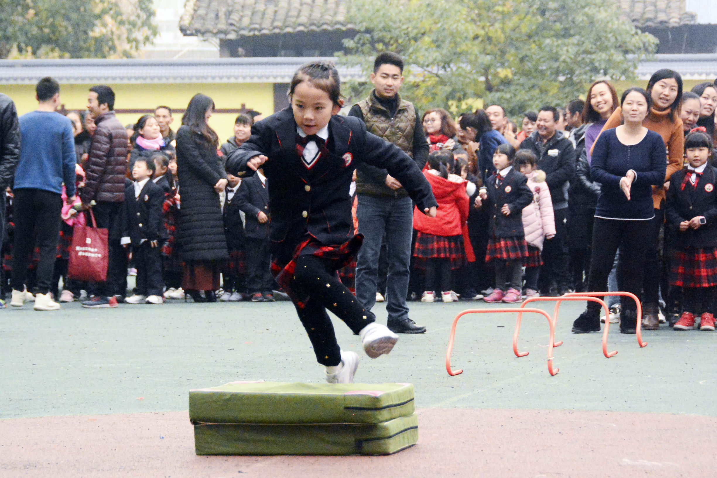 冬季亲子运动会游戏大班,巴州三中运动会