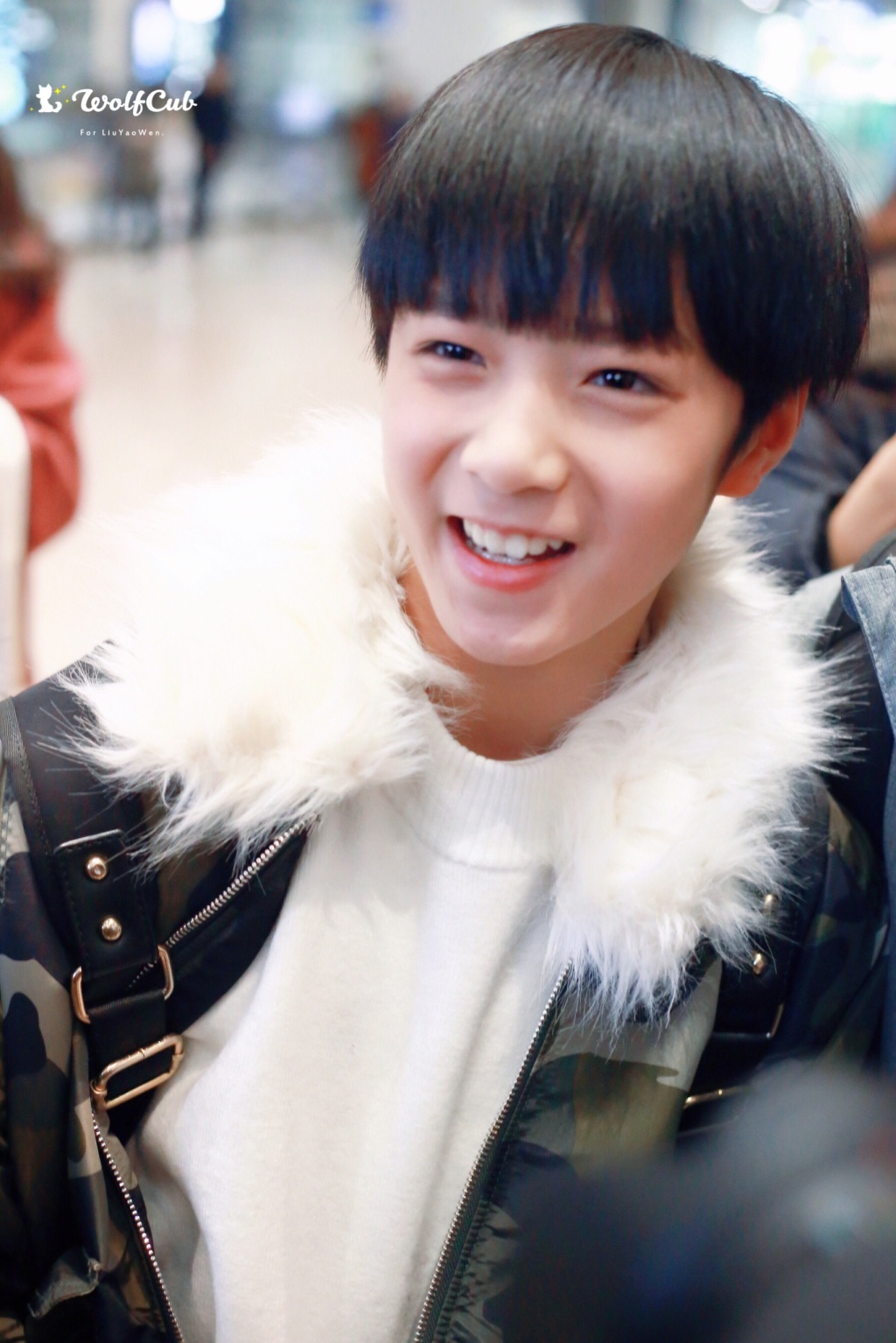 他是TF家族的忙内，江湖人称钢铁直男小狼崽，却有一颗当老大的心