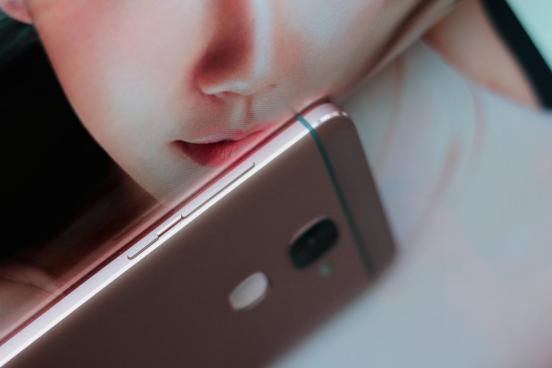 乐2与乐3性能对比怎么样,乐2和乐2pro区别