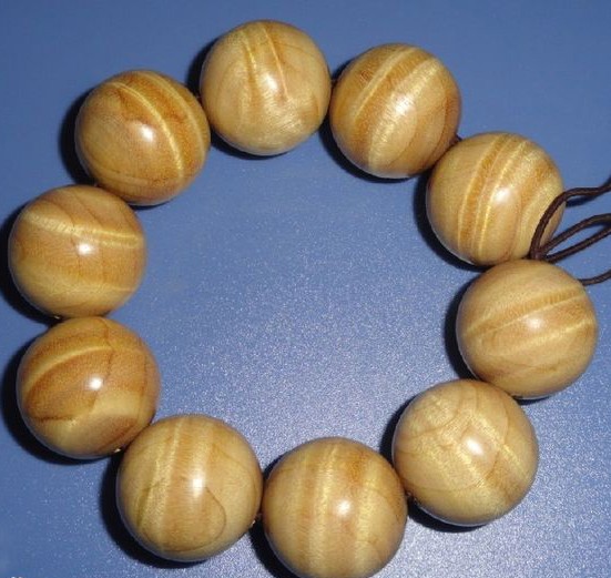 木质佛珠手串,佛珠手串用什么木质最好