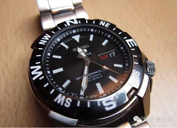 夏季防水石英腕表,今夏不可错过的5款潜水名表