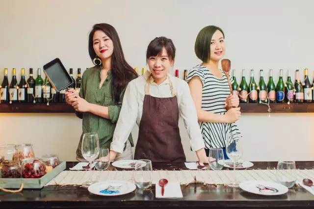 绻佽姳浼奸敠缇庨鍒嗕韩,绻佽姳浼奸敠鐑归オ姣旇禌浣滃搧