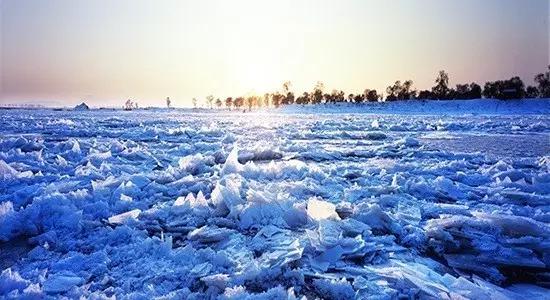 开江鱼美食节松花湖,吉林市品尝开江鱼美食宣传视频