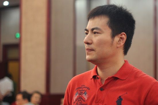 他是央视名嘴,谭咏麟张学友巅峰对决