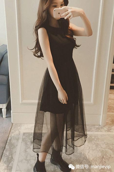 百褶连衣裙，清纯可人宛如邻家女孩般懵懂可爱！