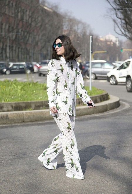 那么爱动物，不如像舒淇刘雯一样把它们穿上身吧！