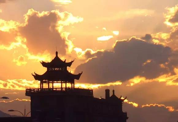 瀹佸绗竴缇庡コ鐓х墖,涓浗瀹佸绗竴缇庝汉