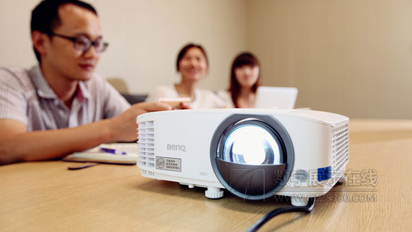 突破“线”制，投影新纪元