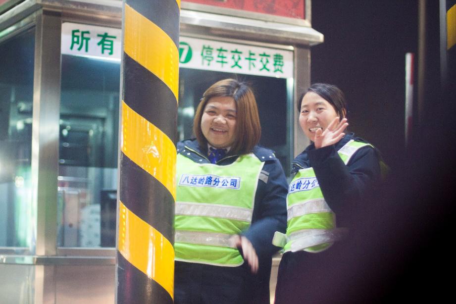 滴滴童话雪橇车的“圆梦空间”：老人小孩城内城外，一个都不能少