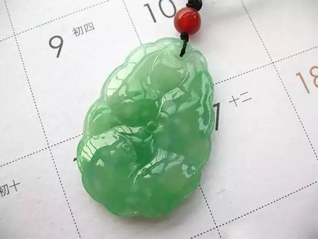 「珠宝小课堂」网购翡翠神仙图,实物丑的让你想不到