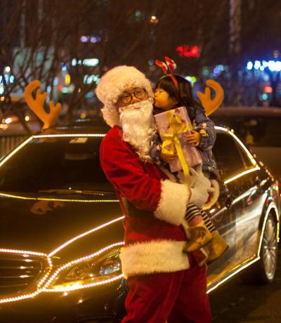 从60岁老人到一家三口，“滴滴童话雪橇车”在这个圣诞经历了什么