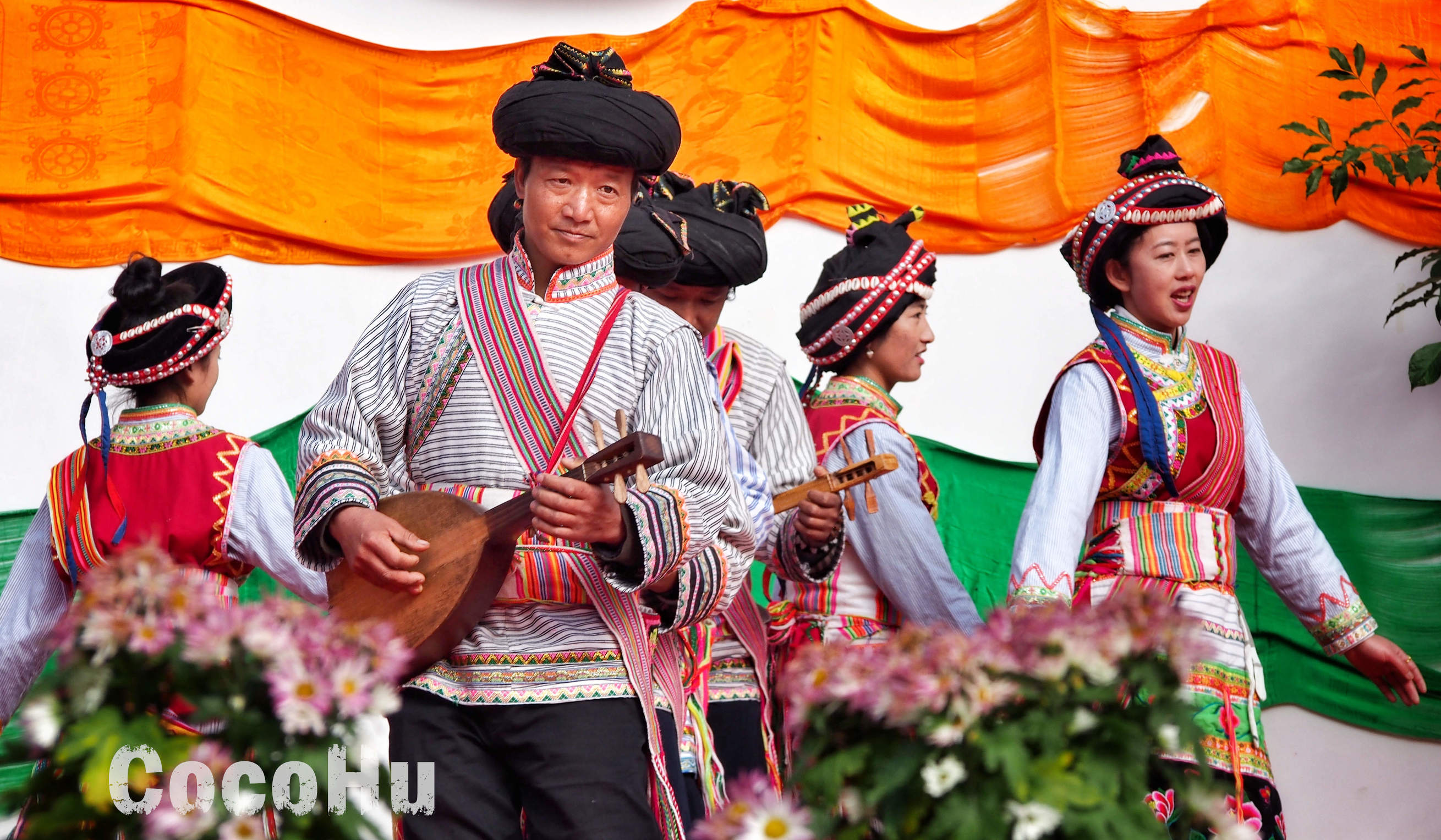 欢歌热舞美食美酒亲历云南维西丰收节