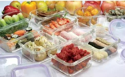 剩菜超过多长时间就不能吃了,剩菜在铁锅里放多久才不能吃