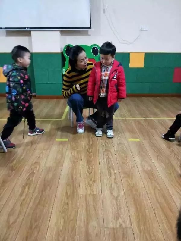 家长助教课文明礼仪幼儿园,家长助教幼儿园美术