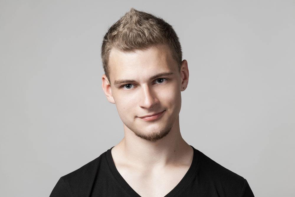 单身人群里有人脱单,单身的人可以找已婚的聊天吗