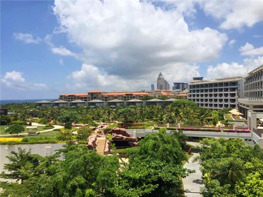 带着一家子来海边,带着一家子去旅游