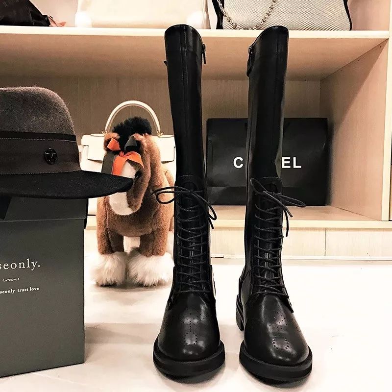 杨幂秋冬新款靴,杨幂热巴唐嫣同款