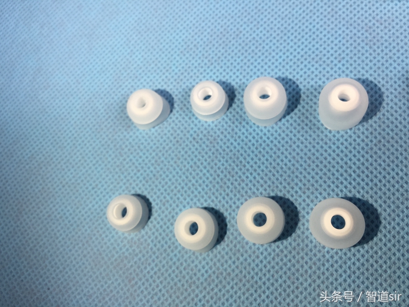 歌星在你耳畔—QCYQY19蓝牙耳机