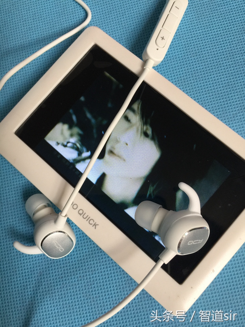 歌星在你耳畔—QCYQY19蓝牙耳机