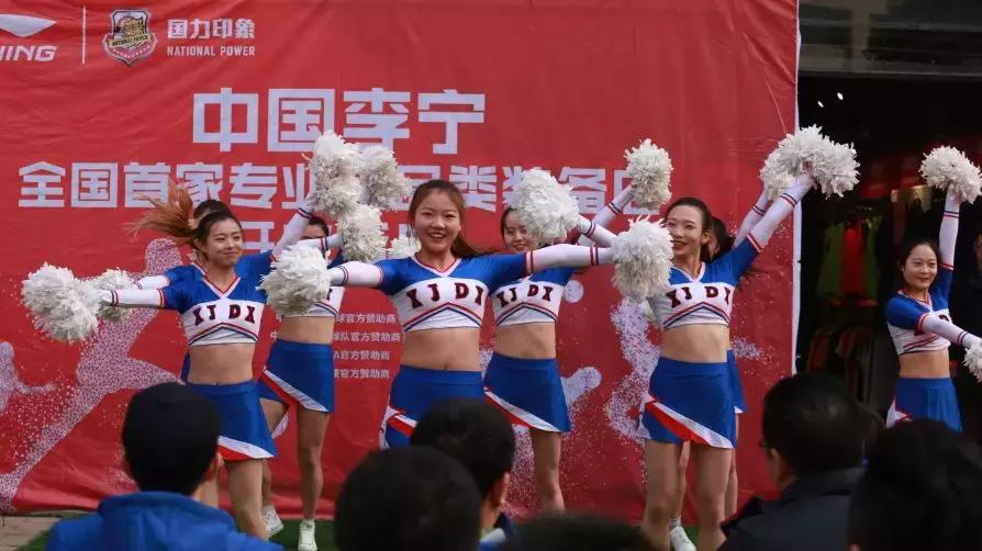 世界冠军来店,世界冠军来了完整视频