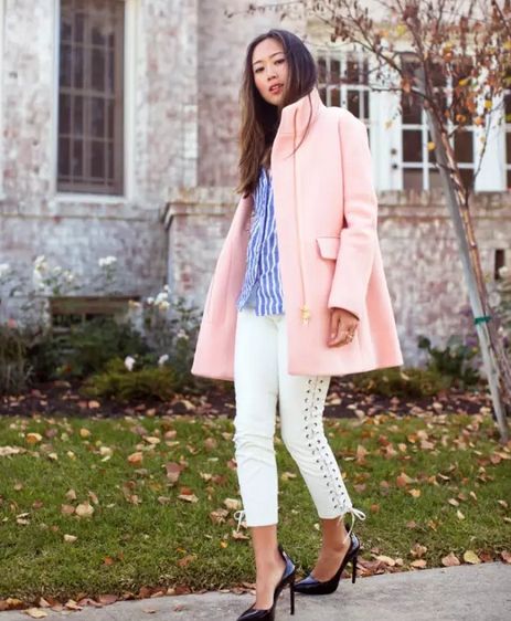 粉色大衣真的太好看了,穿上粉色衣服依然是少女
