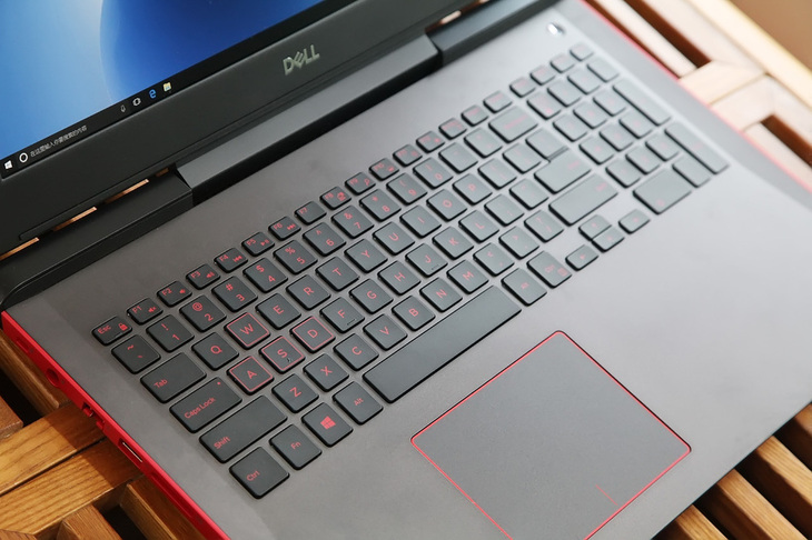 戴尔灵越157000i77700hq测评,戴尔灵越7000测评