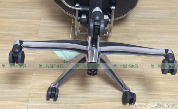 humanscale人体工学椅开箱,humanscale人体工学椅是哪个国家的