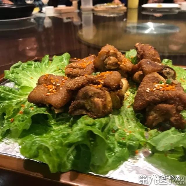 聚餐去哪边吃比较好,家庭四人聚餐去哪吃