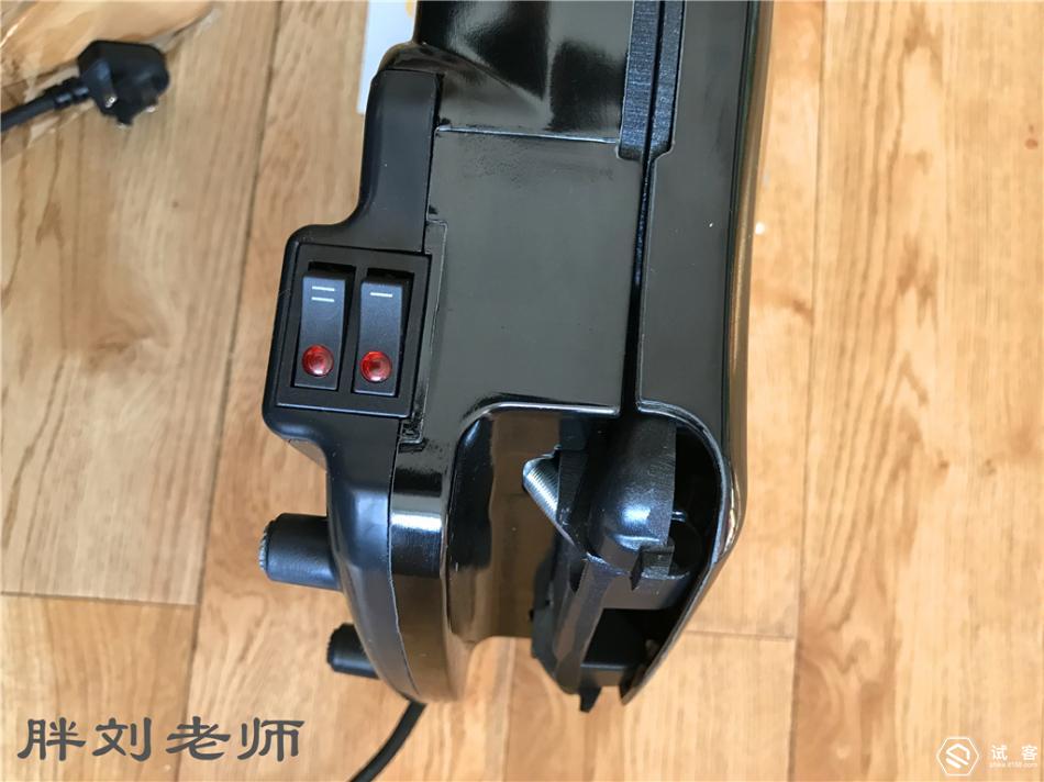 美的mc-jcn30a电饼铛拆解视频,美的mc-jcn30c电饼铛按键为什么不亮