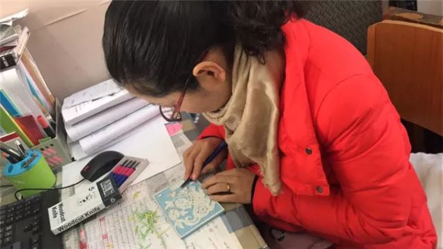 狗年要来了！浦江这所小学做的画有点意思的