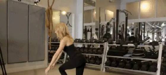 用拳头拍打臀部能减臀部的肉吗,普拉提能减掉臀部两侧的肉吗