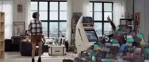 赵薇用的包包牌子,李小璐和赵薇现在怎么样了