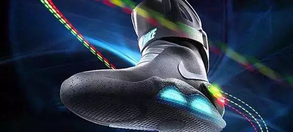 买不起81万的nike潮鞋，但我们还可以买袜子啊！